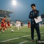 Tuyển Việt Nam trước thềm FIFA ASEAN Cup: HLV Kim Sang-sik và bài toán nhân sự sau chấn thương của Thành Chung